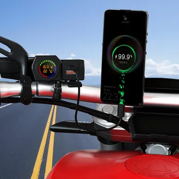 Motocikel En USB+Tip-C Vrata Mobilnega Telefona Polnilnik Z Barvnim Zaslonom Temperaturo In Napetost Zaslon